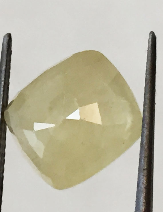6.34 ct/7.00 ratti Natural Certified Ceylon Pukhraj/Yellow Sapphire